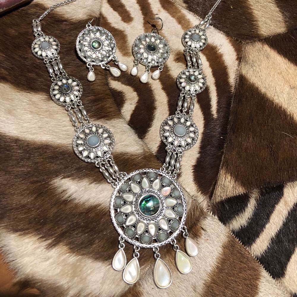 Lucky Brand Silver-Tone Multi-Stone Nkl & Earring